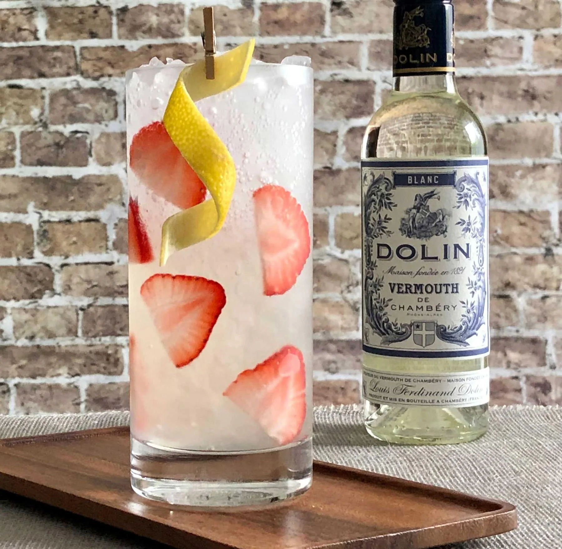 Dolin Blanc Vermouth - Image 6